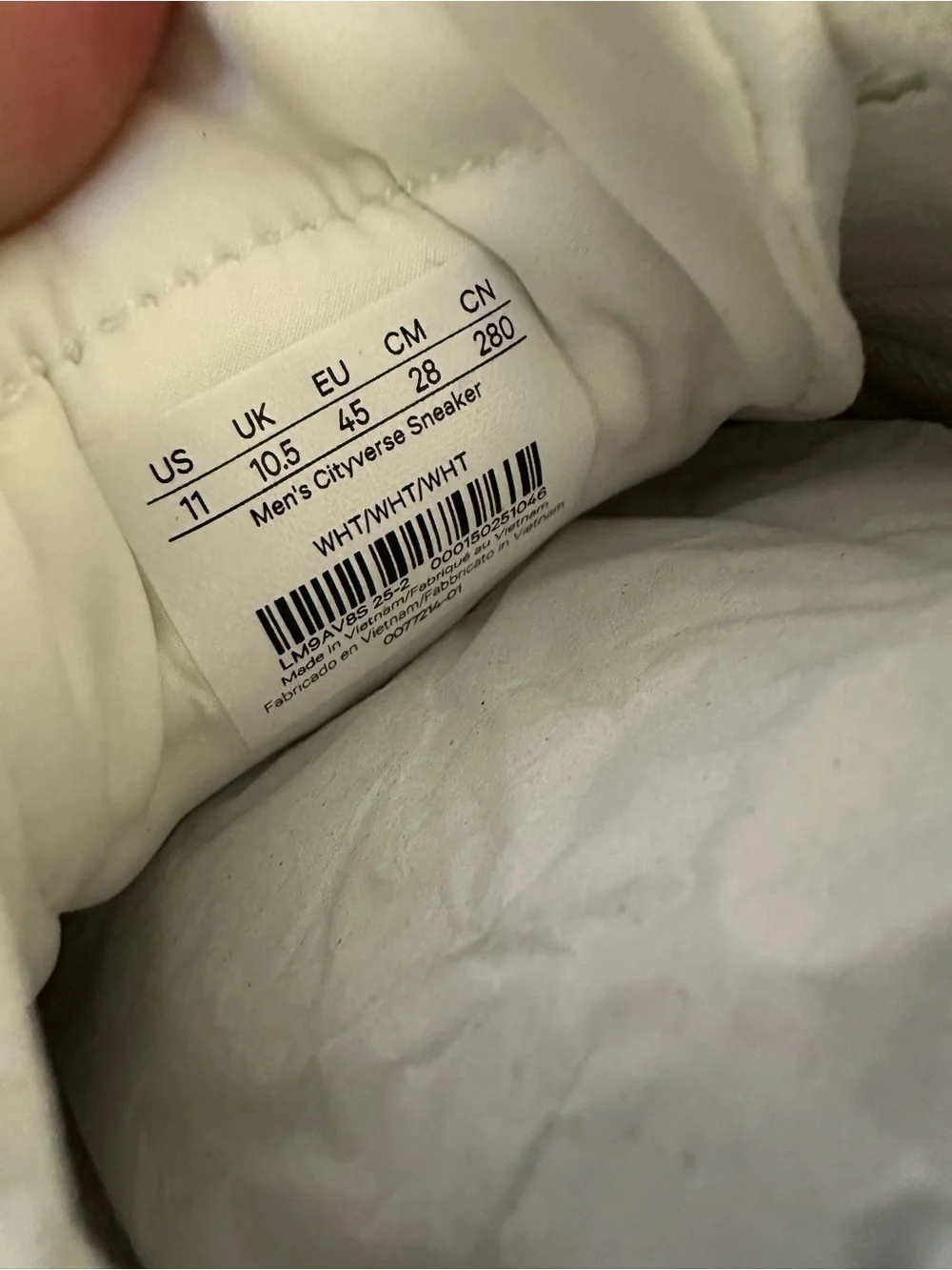 Lululemon cityverse sneakers  men’s size 11  NIB